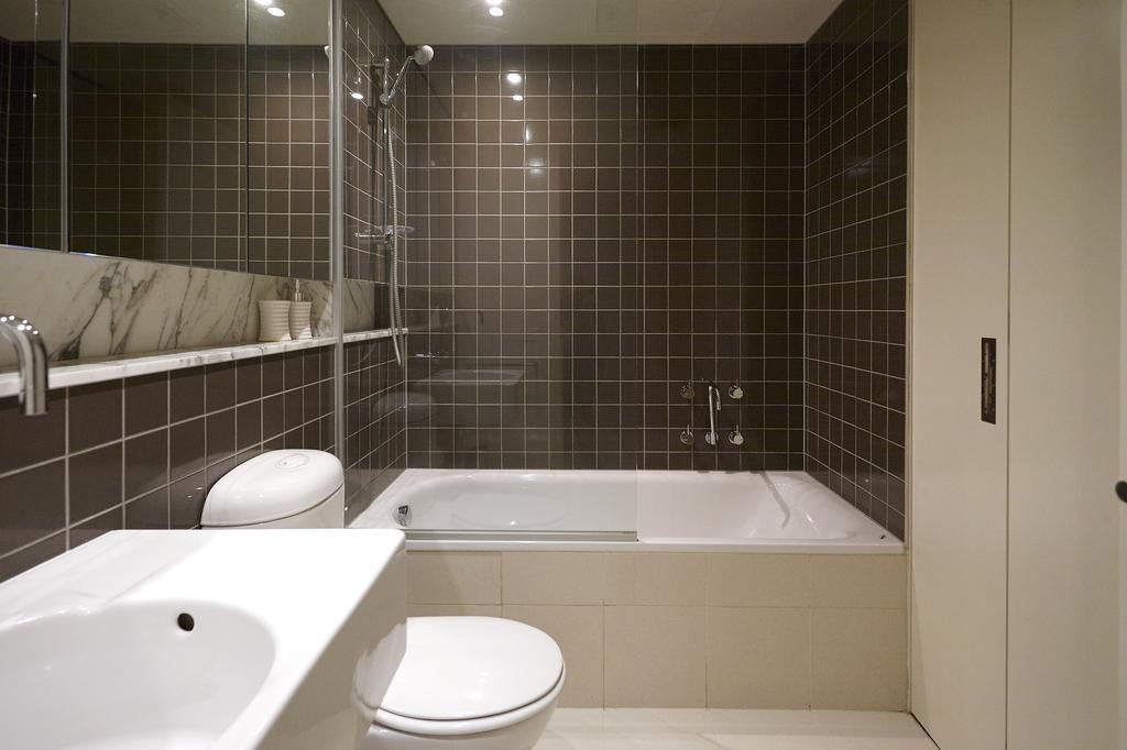 Melbourne Luxury Collection Apartment Exterior photo