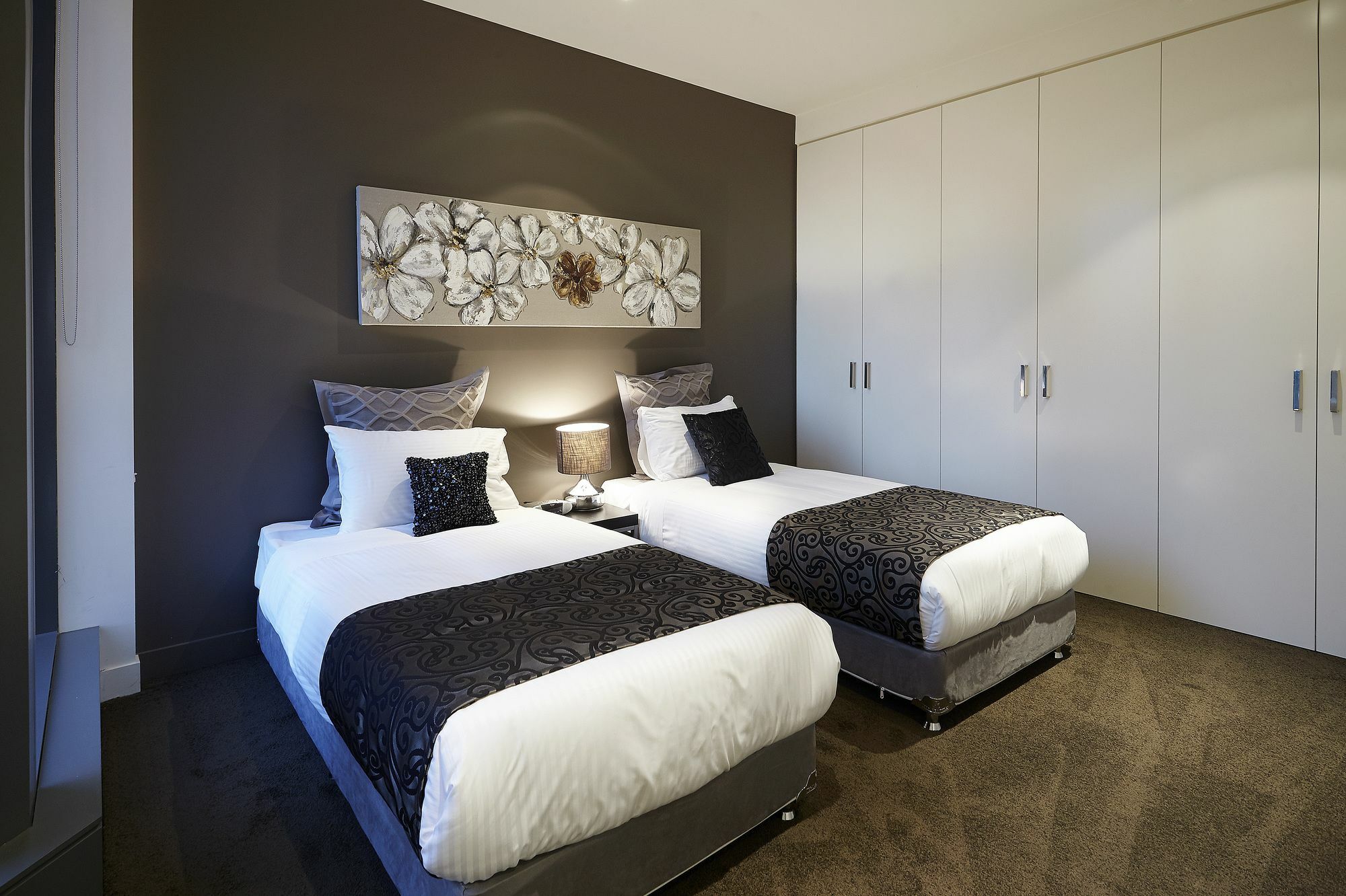 Melbourne Luxury Collection Apartment Exterior photo